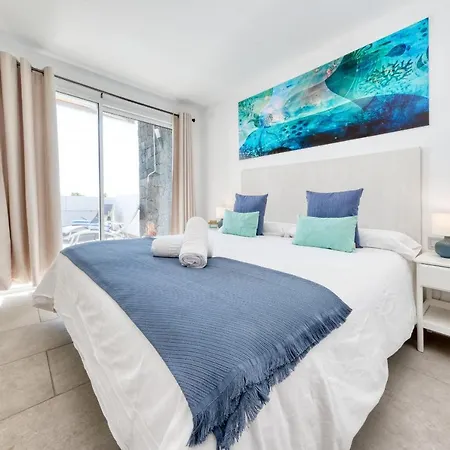 Coral Bay Luxury Duplex