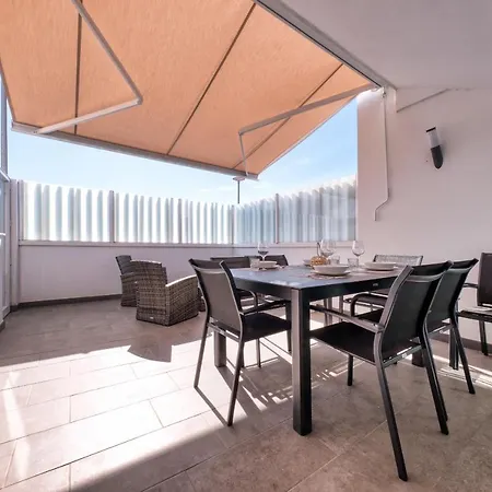Coral Bay Luxury Duplex